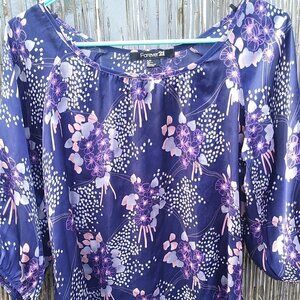 Forever 21 Women's Navy Floral Blouse with Peekaboo Shoulders - S/P